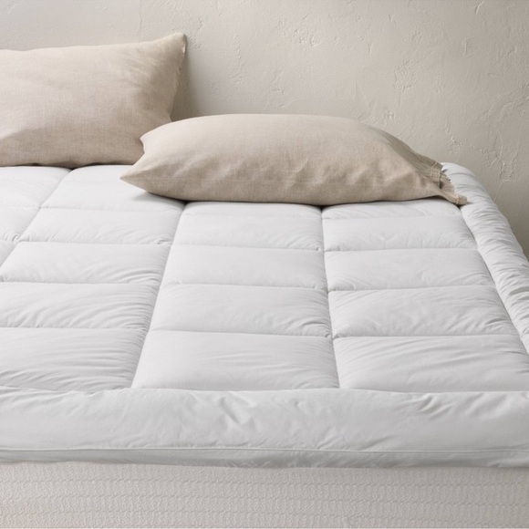 Casaluna Full Mattress Cover White - Picture 1 of 12